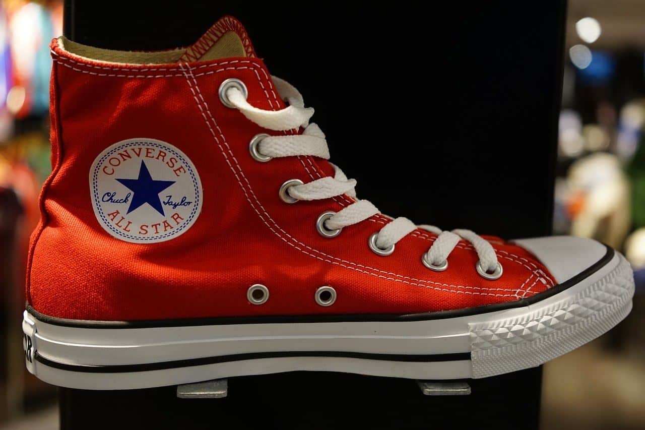 sneaker pawn website